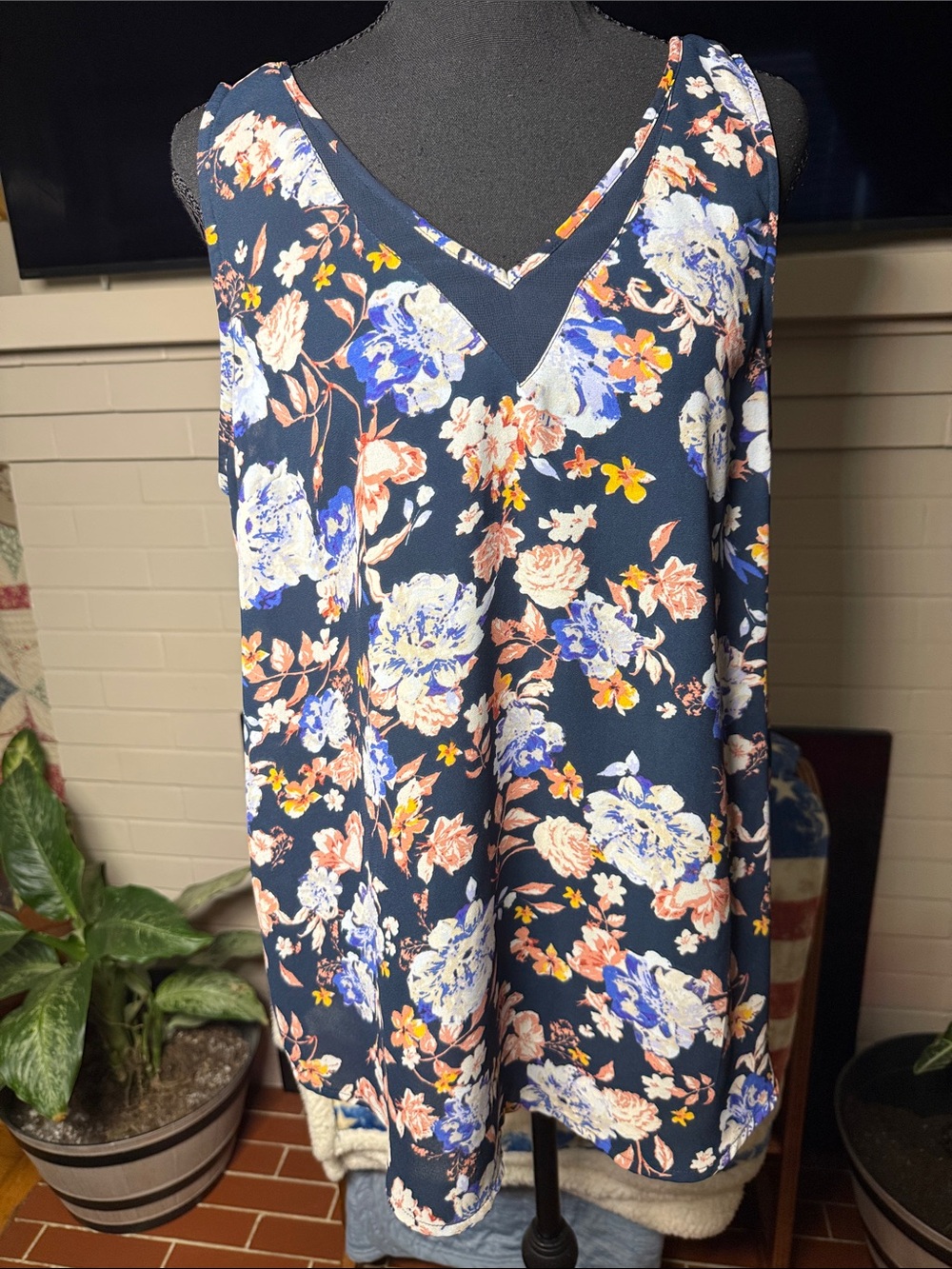 Maurices Navy Floral V-Neck Sleeveless Dress